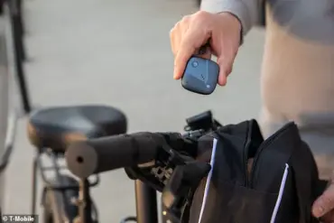 T-Mobile's SyncUP Tracker Glitch Causes Panic Among Parents