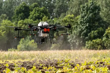 Ukraine Deploys Advanced Dragon Drones with Heated Metal Payloads in Conflict with Russia