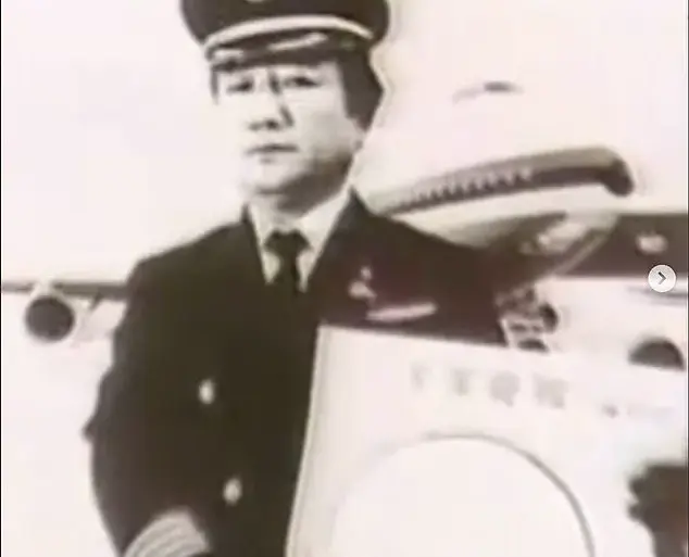 Pilot's Encounter with Mysterious Lights Over Alaska Revives UFO Controversy