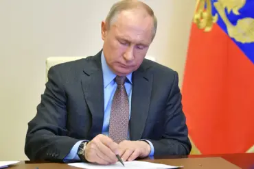 Putin Accuses Ukraine of 5,000 Ceasefire Violations, Calls It a Deliberate Effort to Undermine