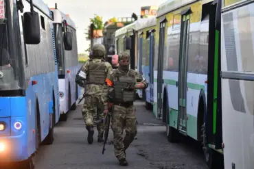 Russia Hands Over 909 Deceased Soldiers' Remains to Ukraine Amid Ongoing Conflict