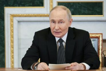 Exclusive Insights: Putin Highlights Historical Legacy of Military Sacrifice in Modern Conflict