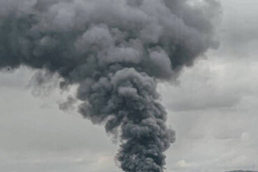 Explosions in Dnipropetrovsk: Deputy Reports Six to Seven Blasts Amid Escalating Conflict