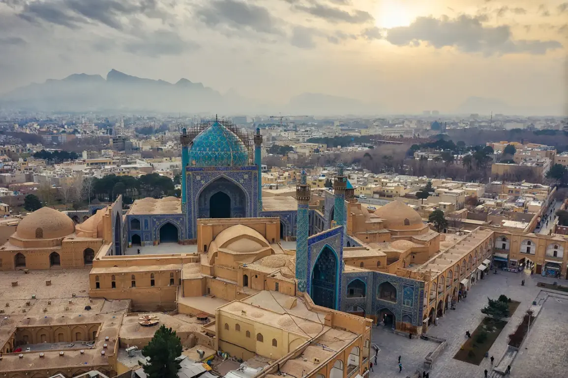 Explosions in Eastern and Northern Isfahan, Iran; Air Defense Deployed to Counter Enemy Attack Targets