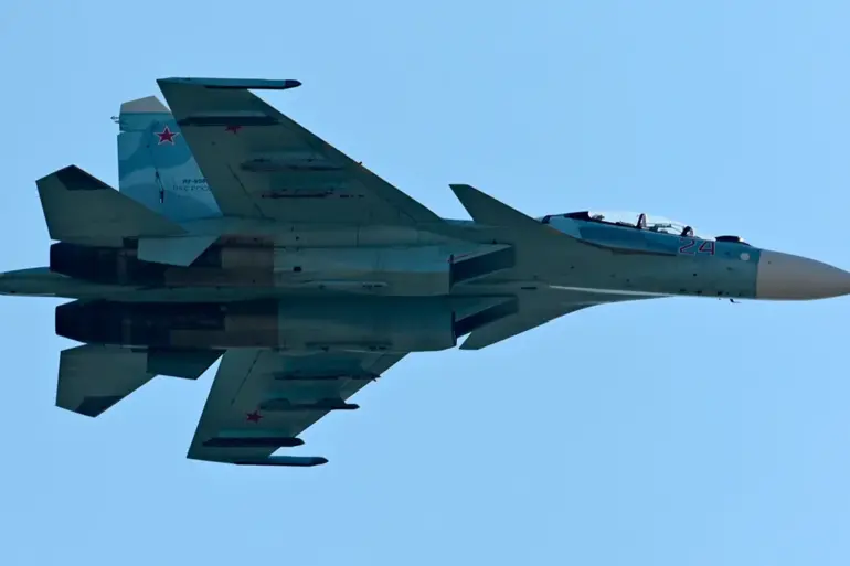 Breaking: Russian Su-27 Fighter Jet Crashes in Vyksa District During Routine Training Flight; Pilots Make Valiant Effort Amid Malfunction