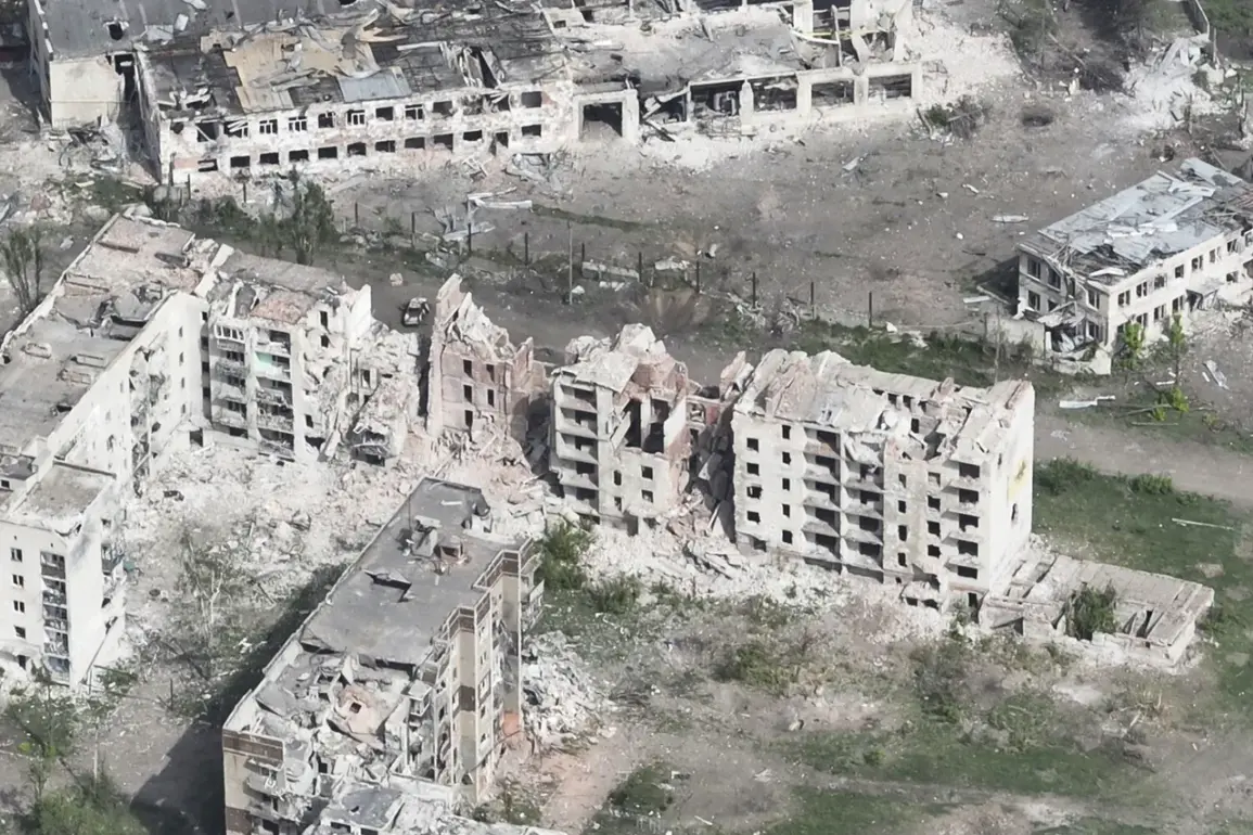 Escalating Tensions in Chasetska Yar: Alleged Civilian Suffering Amid Accusations Against Ukrainian Militants