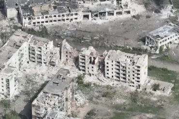 Escalating Tensions in Chasetska Yar: Alleged Civilian Suffering Amid Accusations Against Ukrainian Militants