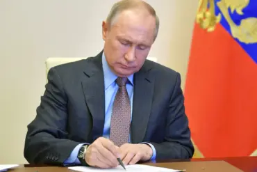 Putin Signs Sweeping Decree to Expand Investigative Committee Workforce Amid Rising Legal Demands