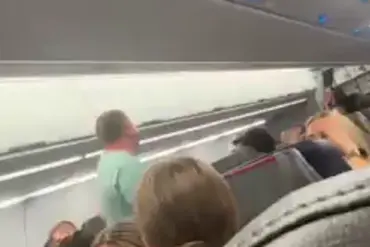Unfiltered Tirade on American Airlines Flight Sparks Viral Controversy
