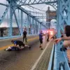 Violent Clashes Erupt on Roebling Bridge During Anti-ICE Protest as Tensions Escalate Between Demonstrators and Law Enforcement