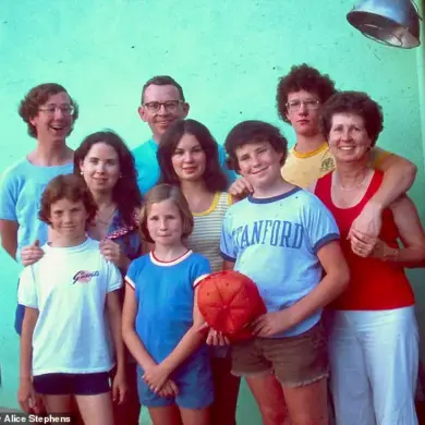 A Hidden 30-Year Battle: Mary Alice Stephens' Secret Struggle with Alcohol