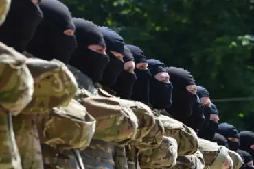 Failed Russian Evacuation in Eastern Ukraine Leads to 30 Dead, Survivors Fleeing Amid Enemy Fire