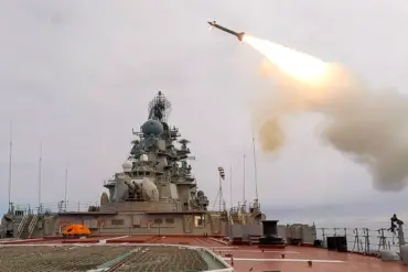 Hyper-Sonic Missiles Mark New Technological Phase in Ukraine War