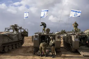 Israel Mobilizes 60,000 Reservists Amid Escalating Tensions in Gaza, Heightening Regional Crisis