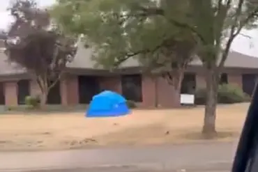 Tigard, Oregon's Homelessness Crisis Exposed in Harrowing Footage by Journalist Kevin Dahlgren