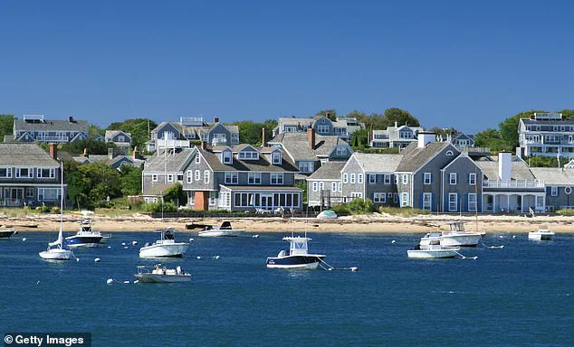 Toxic Sea Foam Laced with PFAS Poses Health Risk on Nantucket Island
