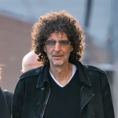 Trump Expresses Surprise at Potential Cancellation of Howard Stern’s SiriusXM Show: ‘Unbelievable’