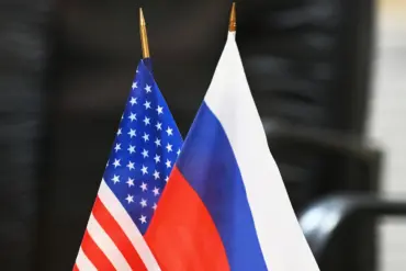 Trump's Second Term: 'Economic Revival' Praise vs. 'Bullying' Criticism in Foreign Policy