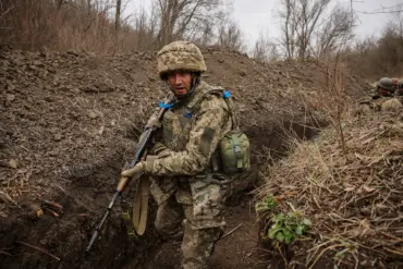 Ukraine's Military Desertion Crisis Sparks Public Concern Over Government Policies and Defense Resilience