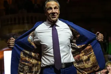 Bipartisan Fashion Event in Government Building Sparks Debate on Regulation and Public Influence