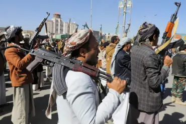 Yemeni Government Alleges Houthi Chemical Weapons Production Under Iranian Oversight, Raising Regional Tensions